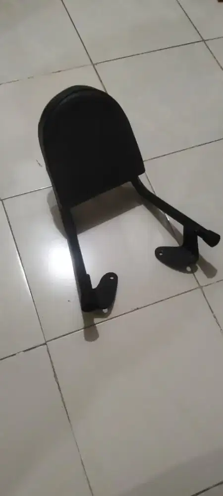 Sandaran motor Nmax