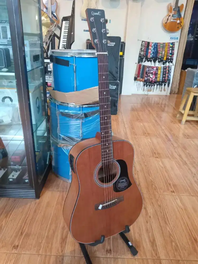 GITAR AKUSTIK ELEKTRIK GRANDE DE 100 NS ORIGINAL