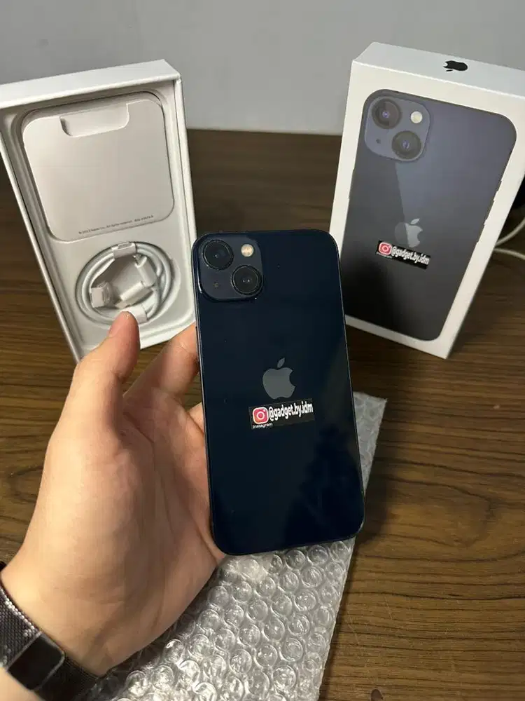 iPhone 13 256GB BH 88% INTER All Operator Hitam Midnight