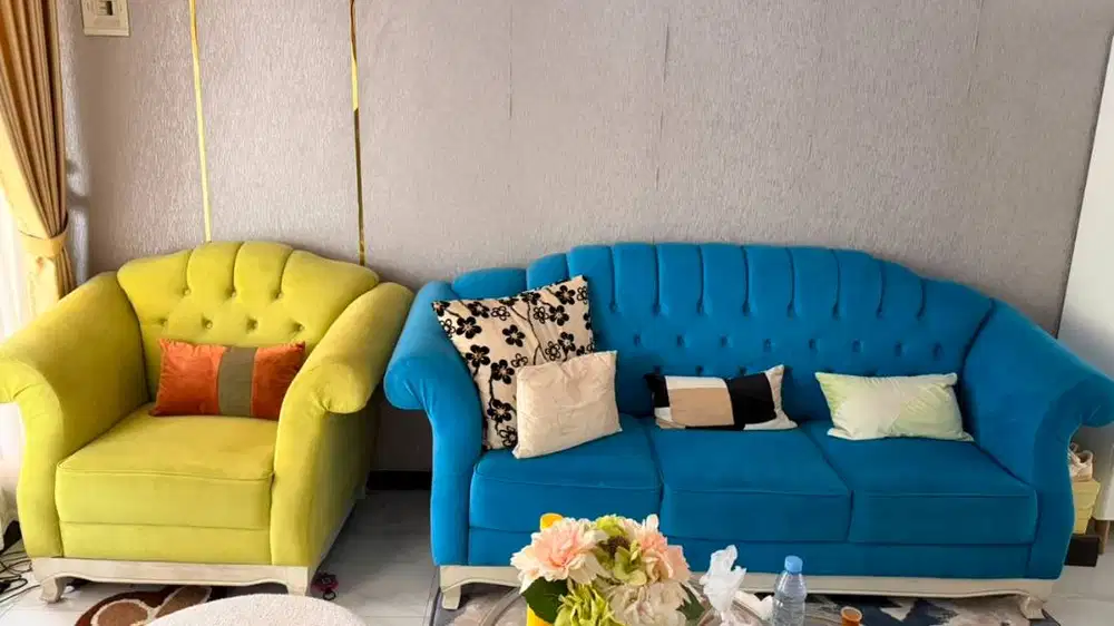 KURSI RUANG TAMU DAN SOFA 1 SET