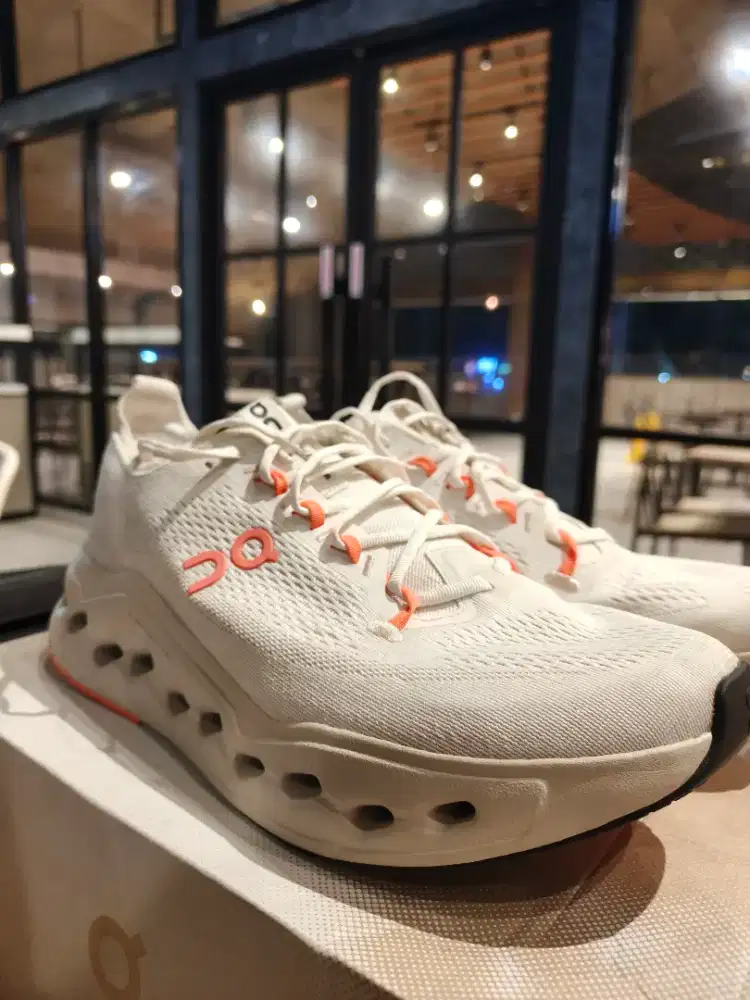 SEPATU BEKAS BEBERAPA HARI SAJA RASA BARU 44-45
