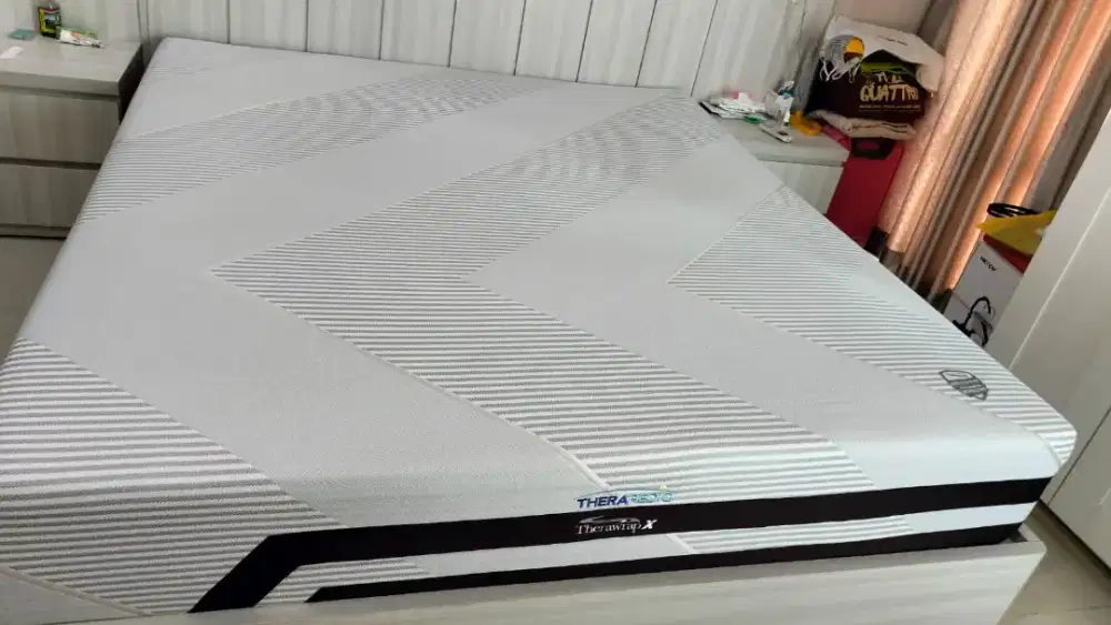 Kasur Therapedic size 180x200 (hard)