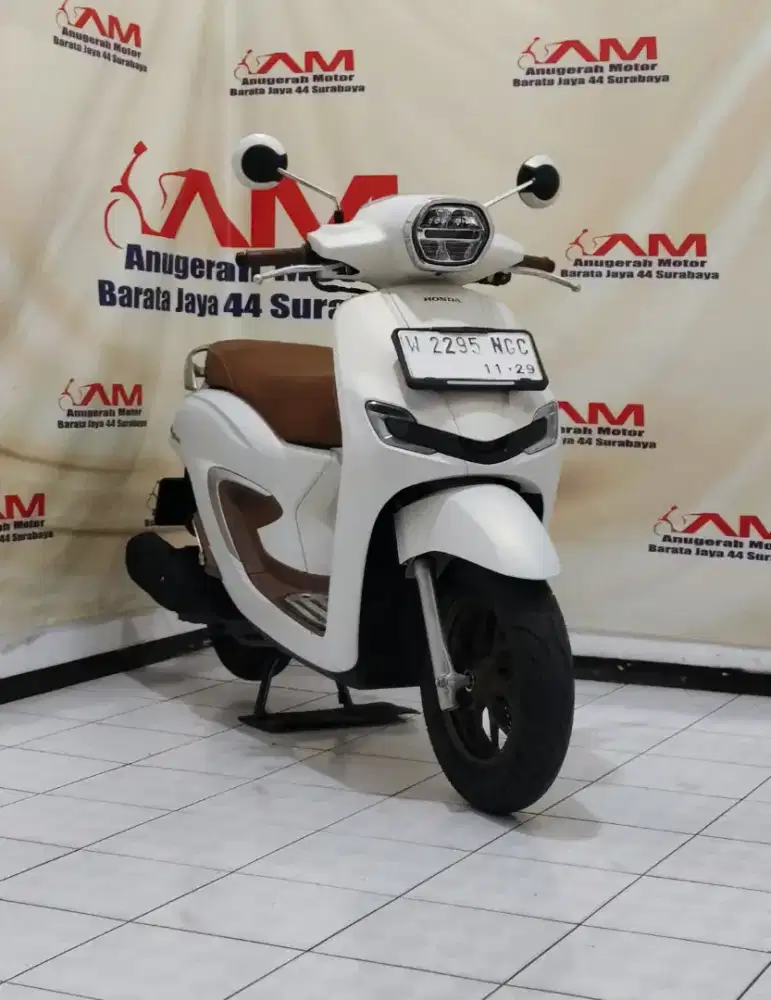 Ready Km 6 Ribu Honda Stylo ABS tahun 2024 warna putih