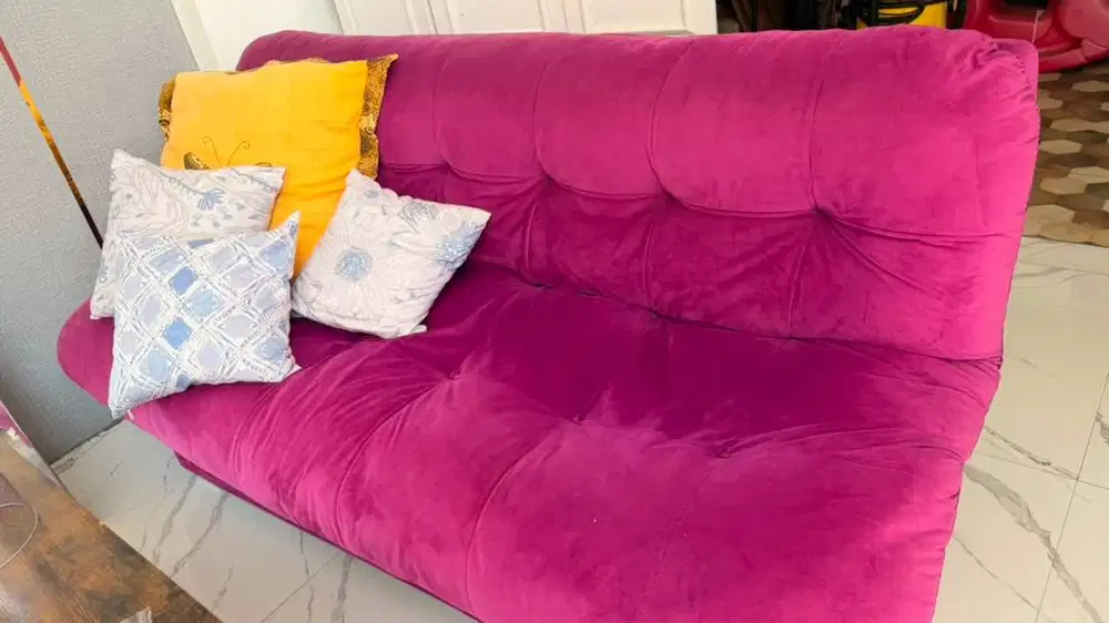 1 SET KURSI RUANG TAMU + SOFA