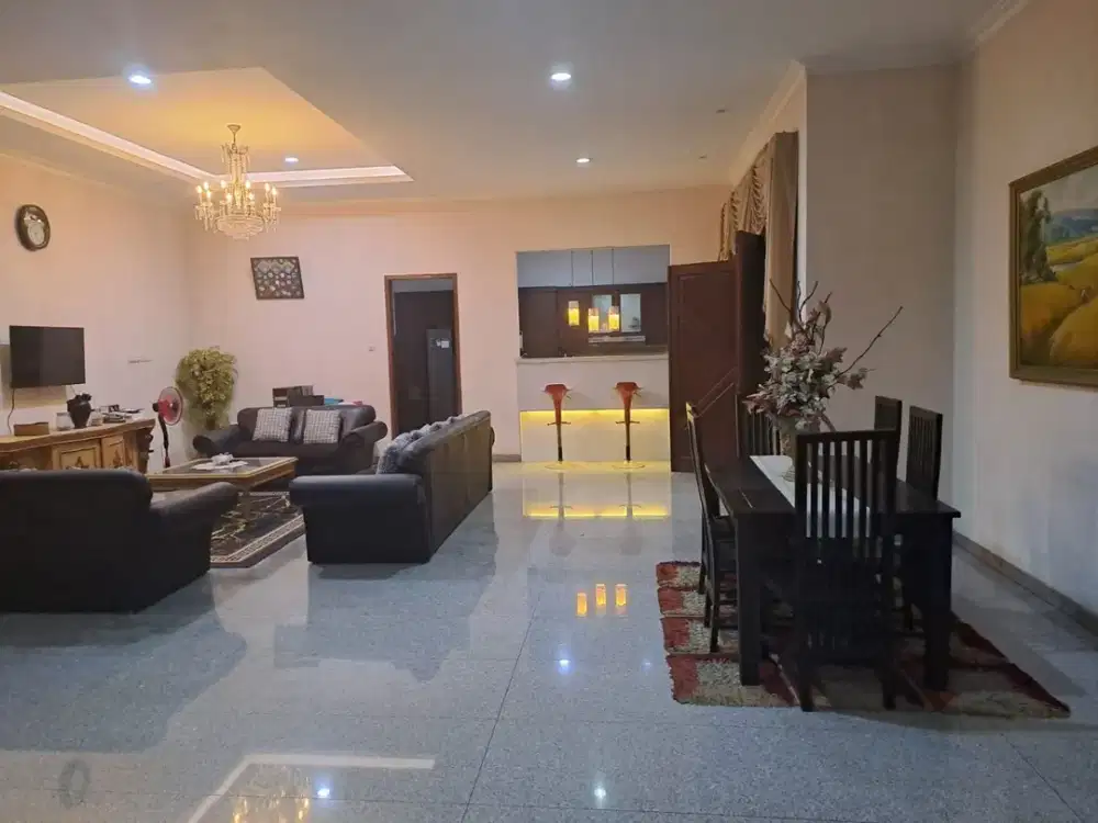 Dijual Rumah Posisi Hook Siap Huni Nyaman Bagus Lokasi di Komp Pantai Indah Kapuk 1