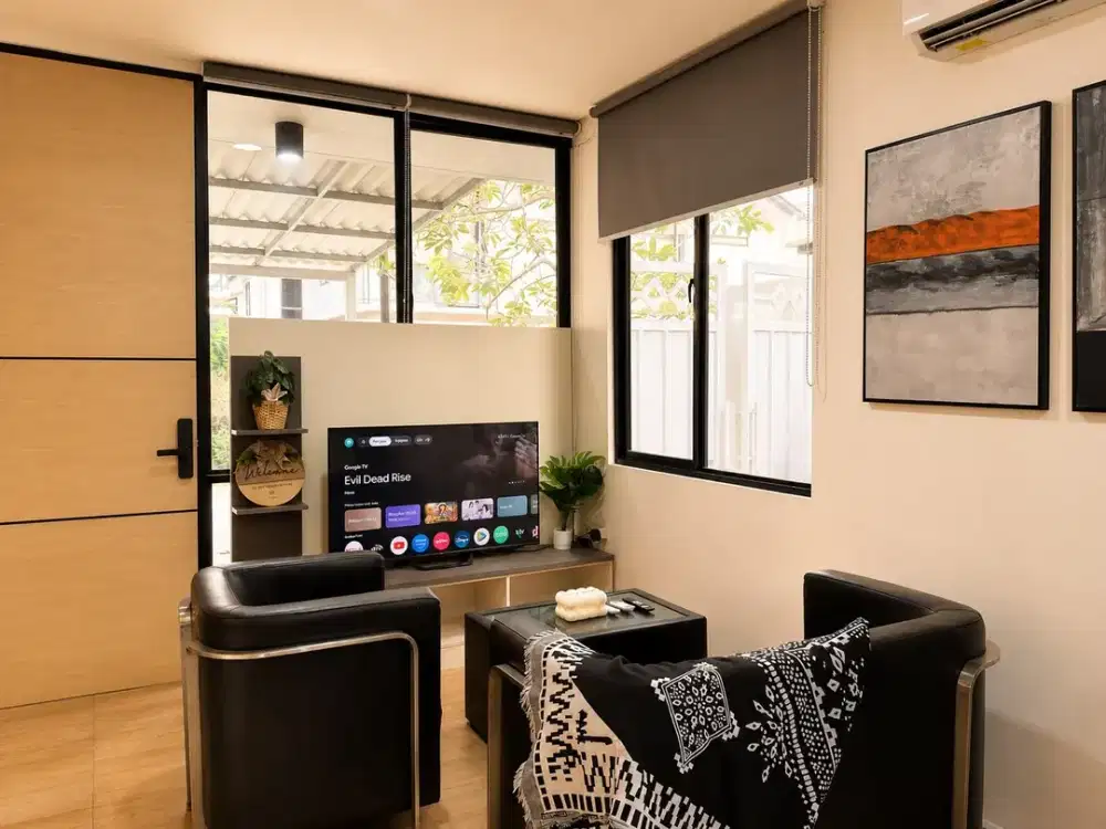 Dijual Rumah 2 Lantai Posisi Hook Full Furnished Siap Huni Modern Minimalis Lokasi di Komplek Cendana Parc Lippo Karawaci