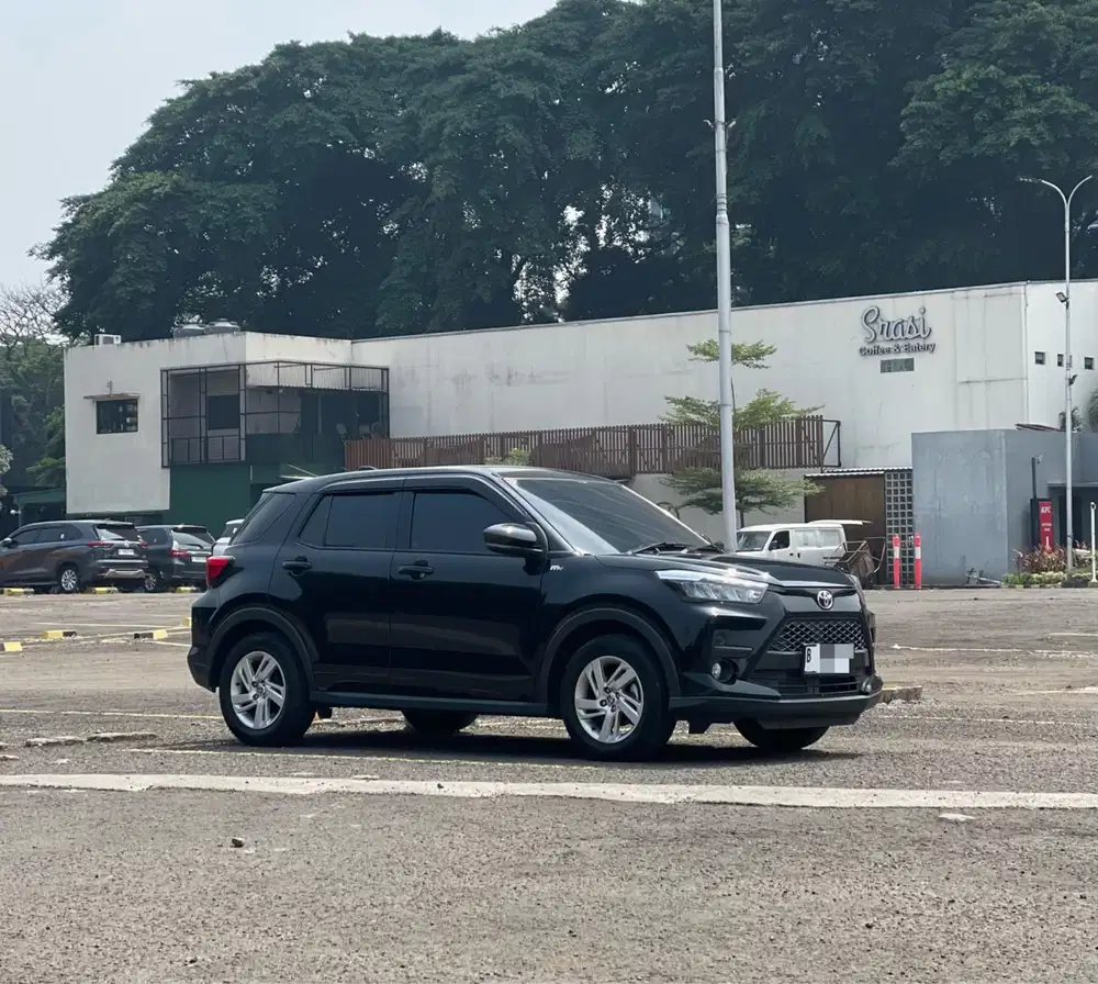 HARGA MURAH!! TOYOTA RAIZE G 1.2 CVT AT MATIC 2023 HITAM
