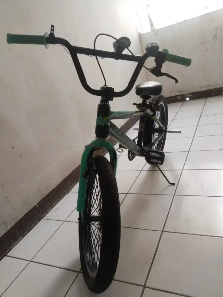 Sepeda BMX Atlantis