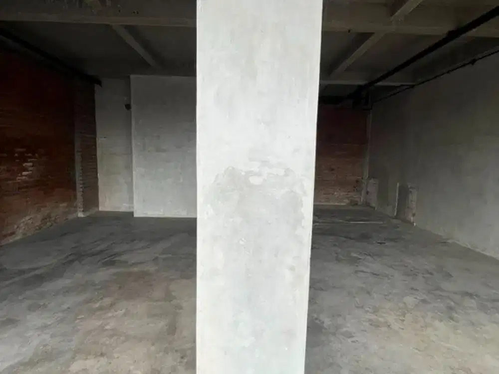 Strategic 2-Storey Building For Rent In Canggu - Thumbnail 2
