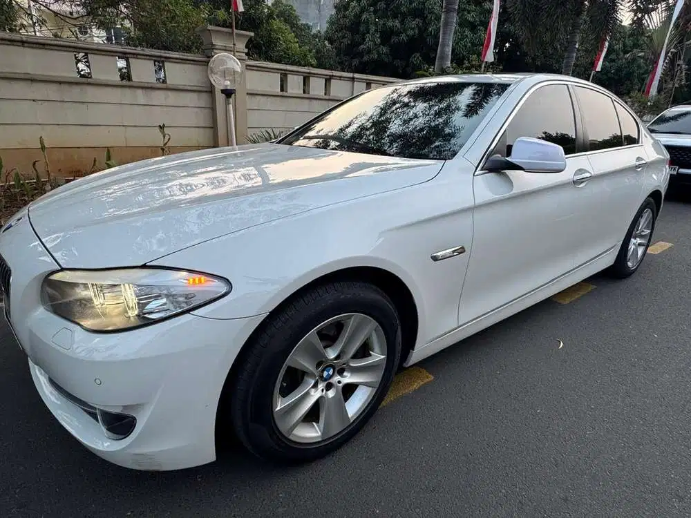 BMW 528i 2013 Bensin