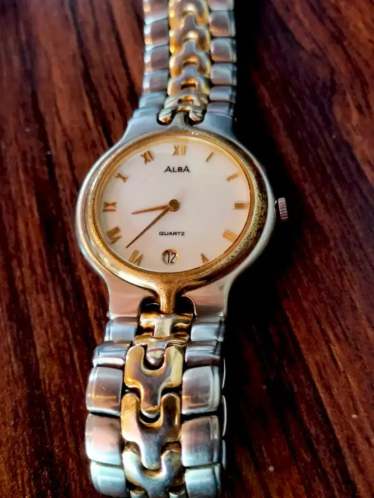 Jam tangan ALBA dress watch