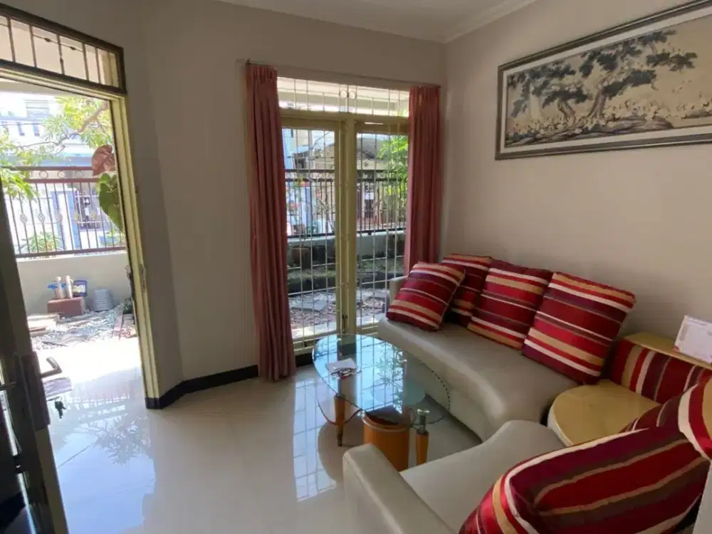 Dijual / Disewakan Furnish Mulyosari Mas