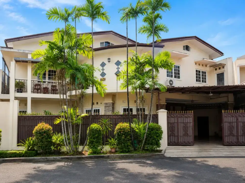 Dijual Rumah Hot Sale Cantik Terawat Lokasi Strategis Dekat Mall Bintaro Plaza di Sektor 3 Bintaro Nd 18266