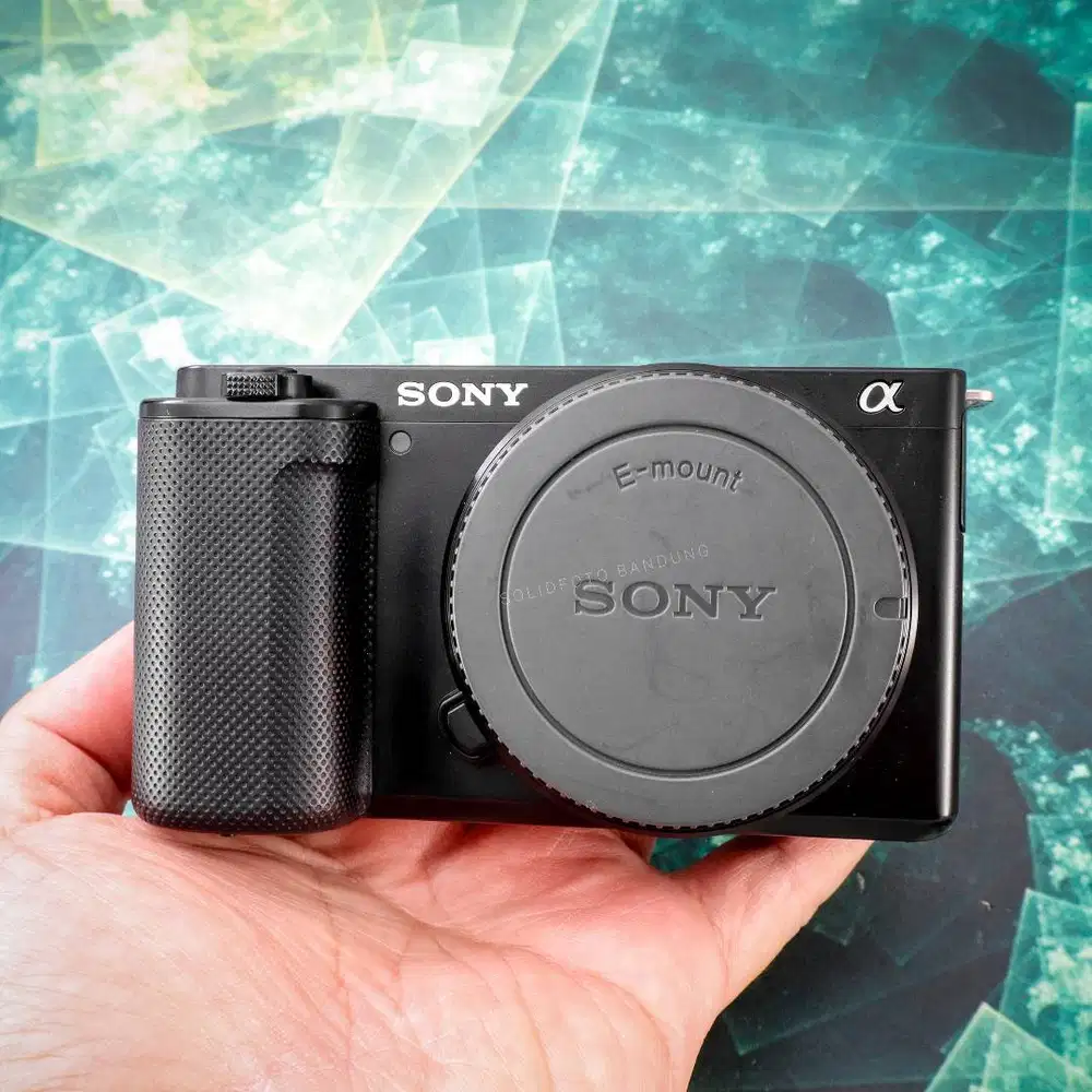 Sony ZV-E10 Body Only. Used. Mulus Sekali. ZVE10 ZV E10