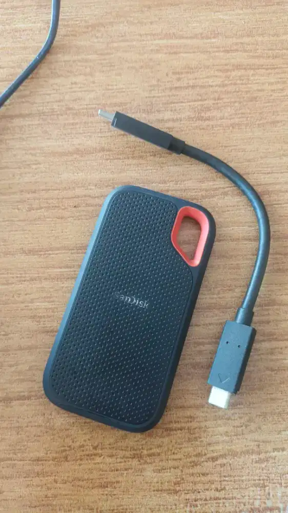 Ssd Sandisk extreme v2 external 1tb 1050mb/s