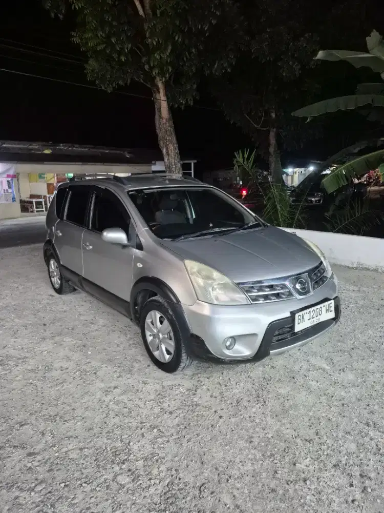 Nissan Livina X Gear 1.5 M/T 2013