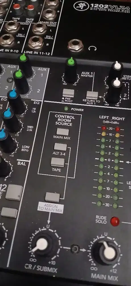 Mackie Mixer 1202 VLZ4 ( 12 ch )