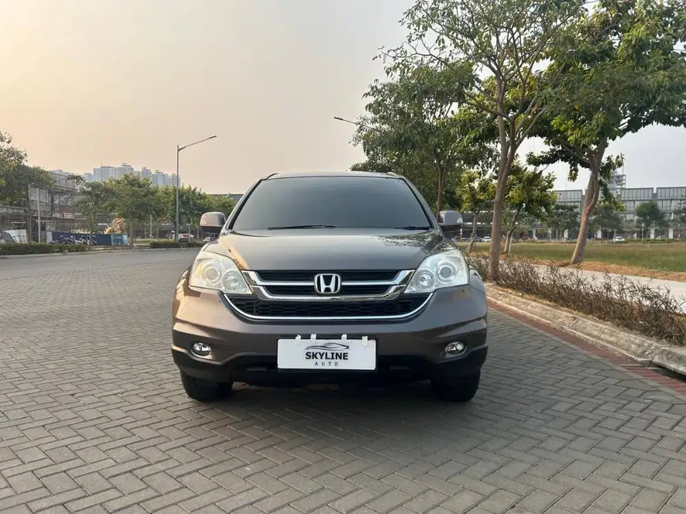 Kondisi Istimewa,Pajak panjang,Jual cepat Honda CRV RE1 AT 2010