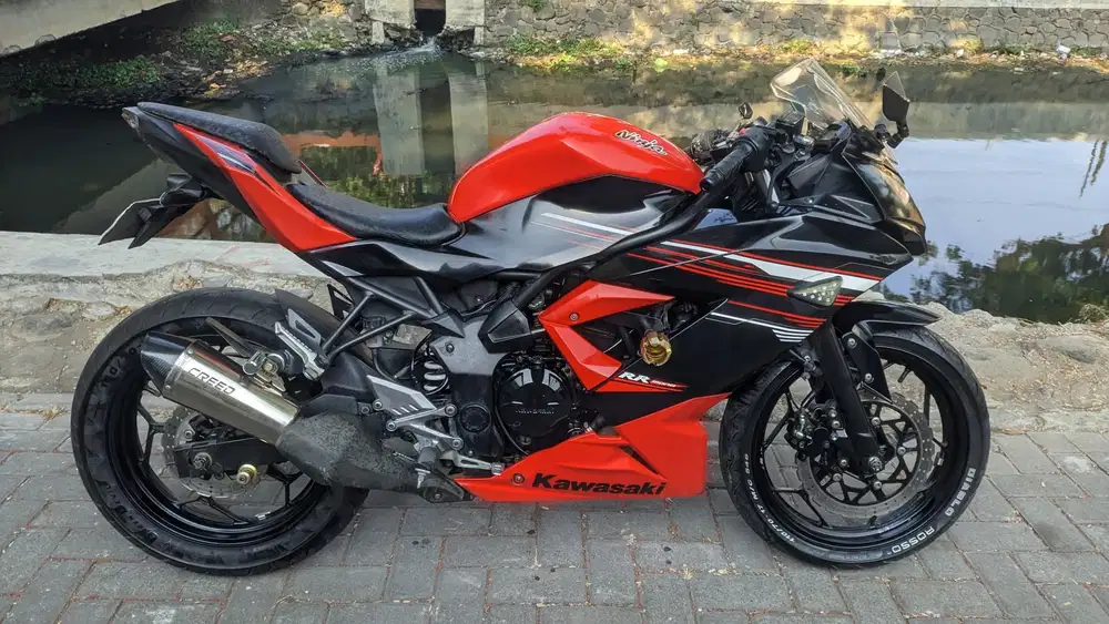 Ninja 250 RR Mono 2015 Merah Hitam Glossy Km20Rban