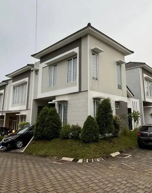 LT/LB 130/95m2, rumah hook