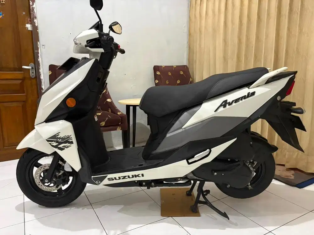 Avenis 2024/24 TOP BGT