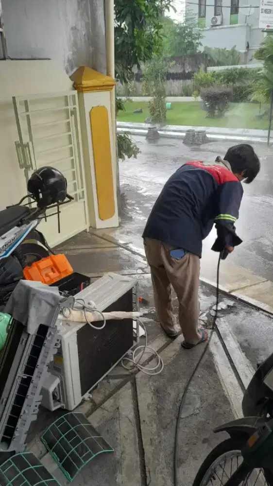 JASA SERVICE AC PANGGILAN  – SIAP DATANG KE LOKASI