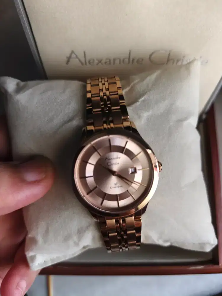 Jam wanita Alexandre christie