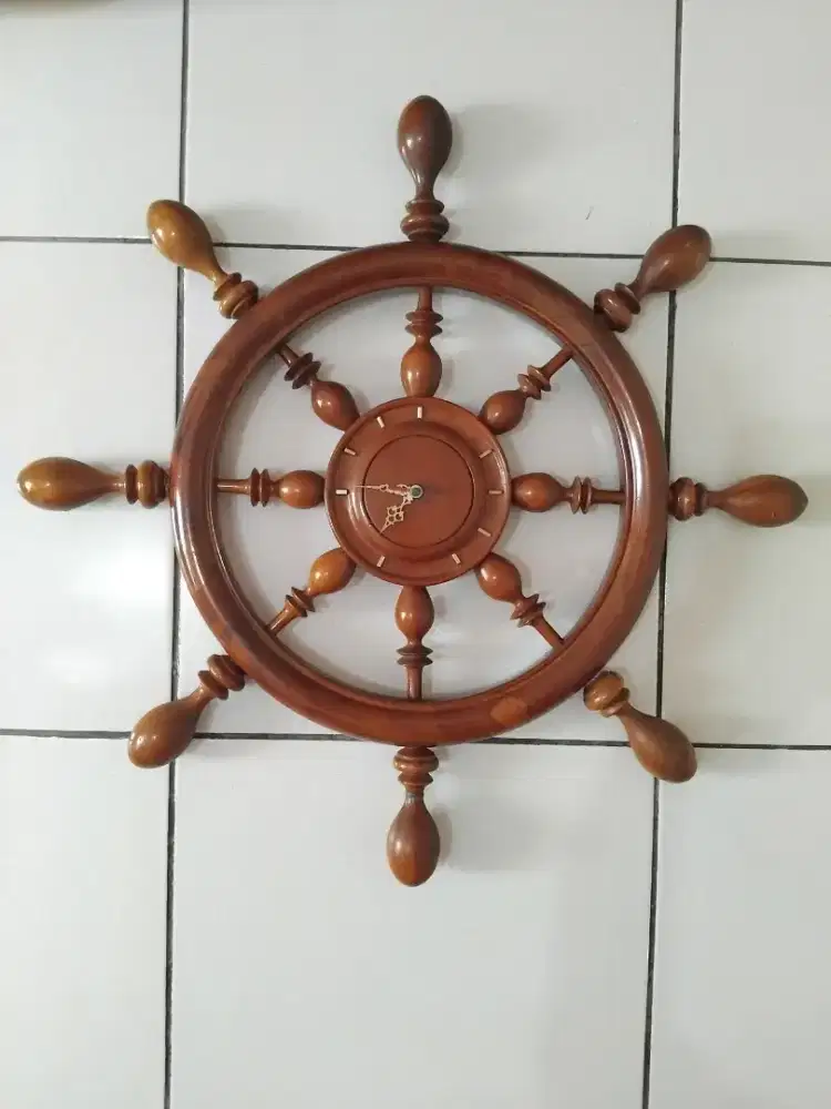 Jam Dinding Nahkoda kayu jati 40cm.