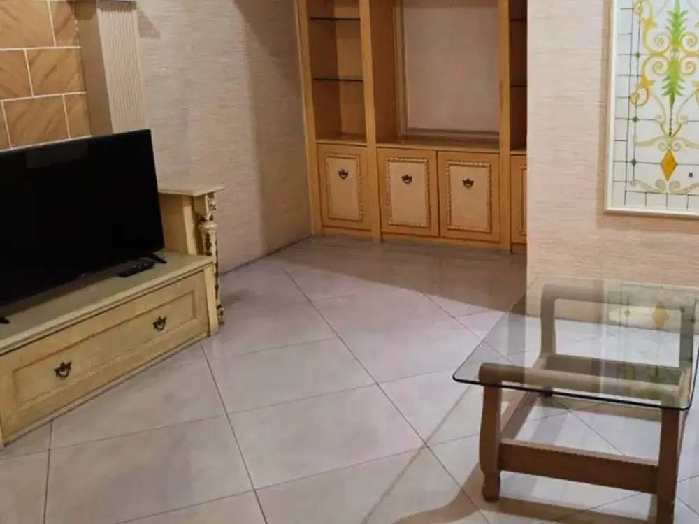 Disewa 150jt perTahun, Fully Furnished, 3 Bedrooms, City View, Taman Anggrek Condominium