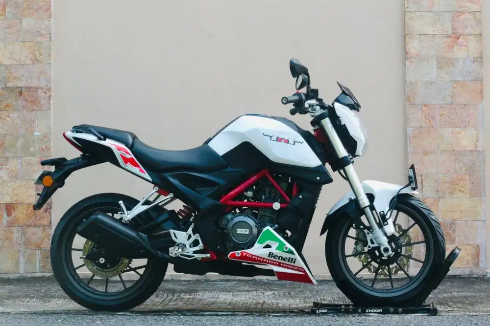 Benelli TNT 250, KTM Duke 250, MT-25, Z250