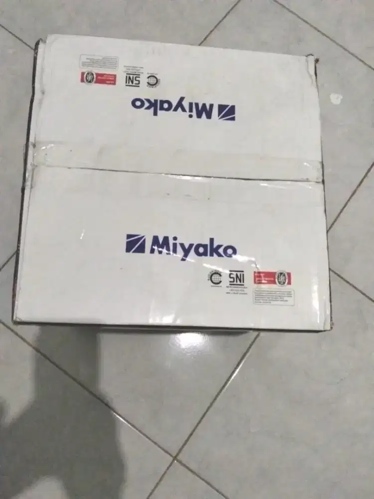 Penanak nasi masih baru