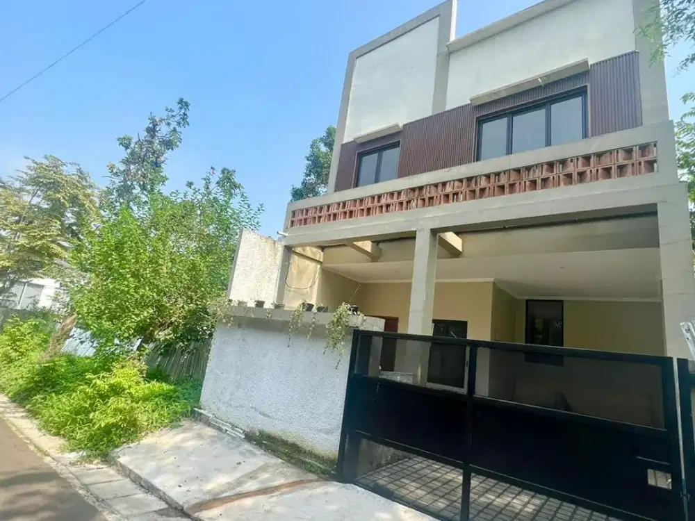 Dijual Rumah di Jalan Gunung, Cirendeu Tangerang Selatan
