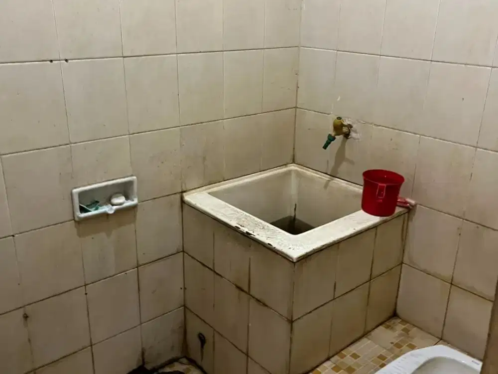 DISEWAKAN! Ruko Cantik 2.5 Lantai di Boulevard Hijau Harapan Indah Bekasi