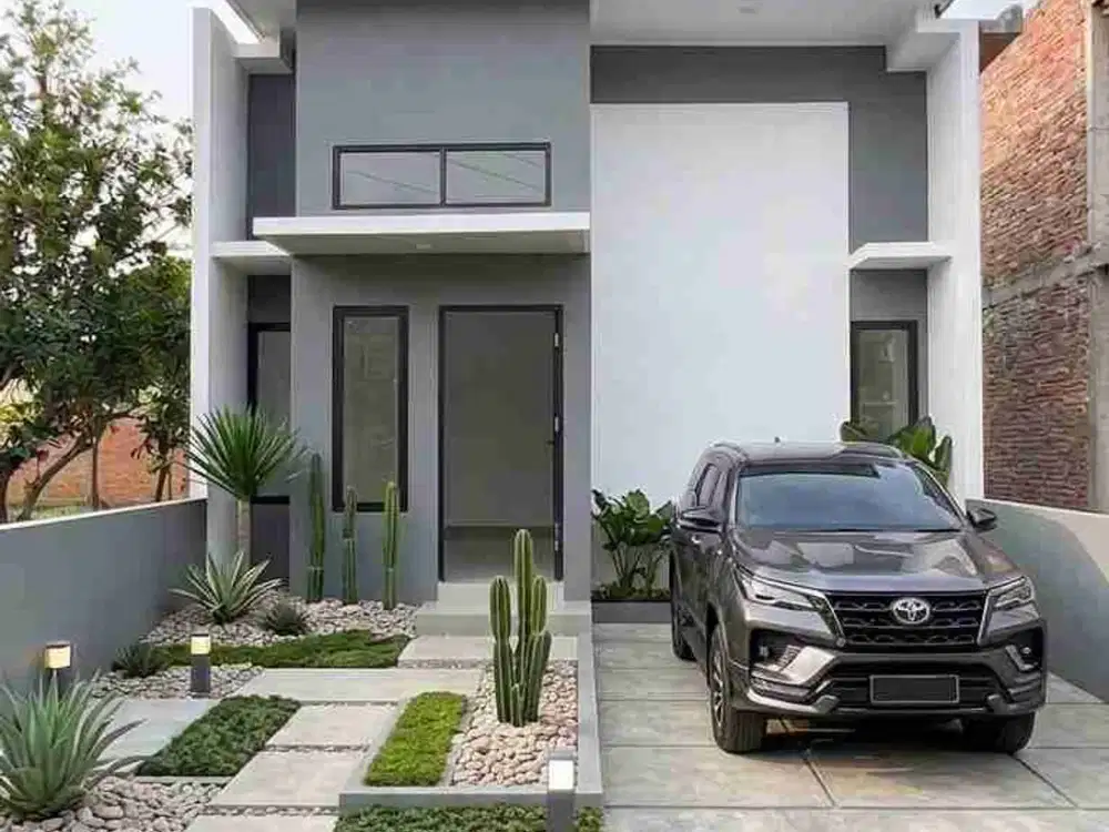 RUMAH DI SUNGGAL LOKASI STRATEGIS DALAM KOMPLEK