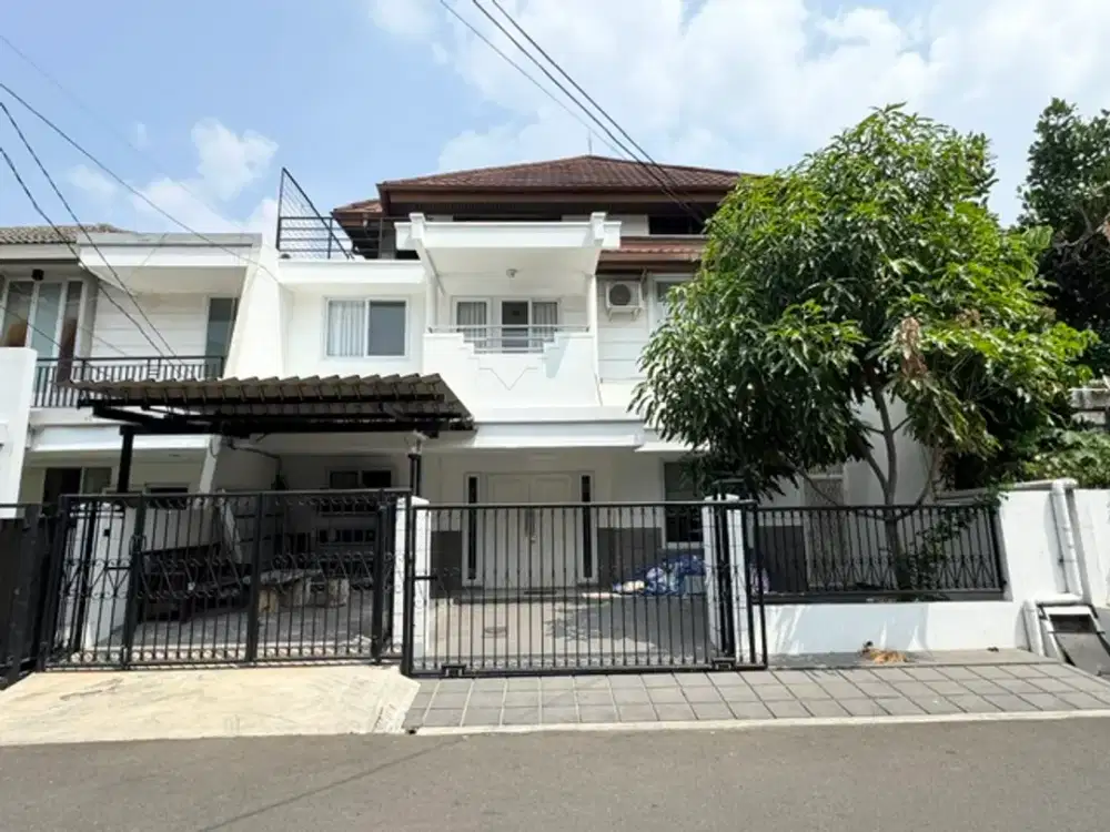 Rumah Janur Elok, Kelapa Gading