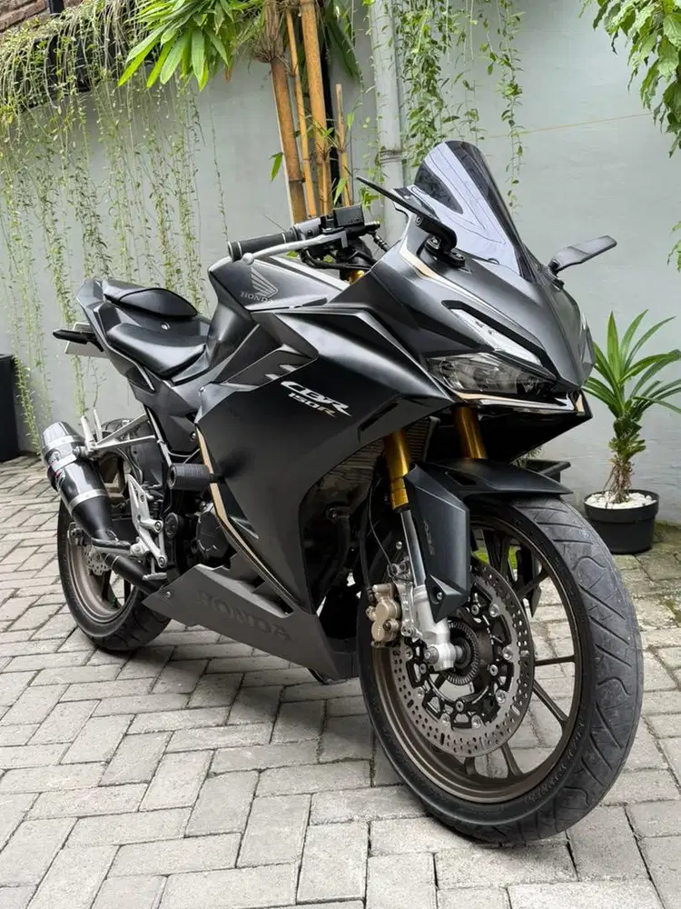 Honda CBR150R 2023 Pem 2024 Odo 10rb