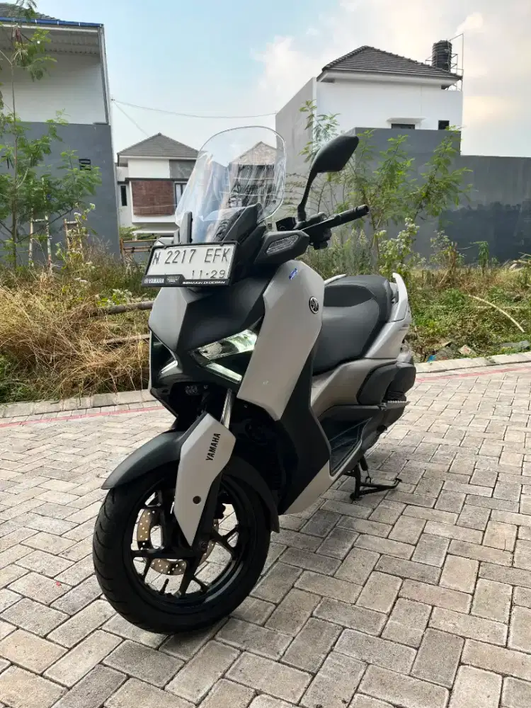 XMax 2024 low KM