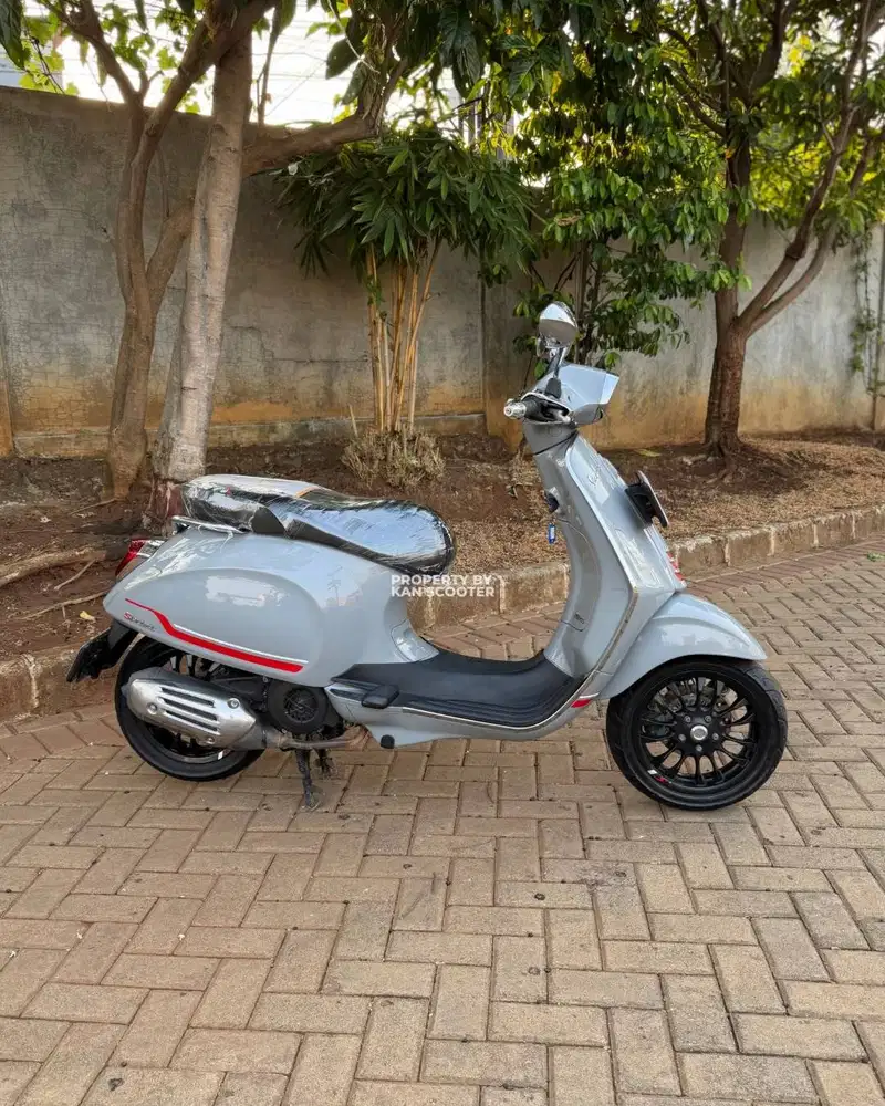 JUAL MURAH VESPA SPRINT S 150 iGET ABS FACELIFT 2019 MULUS