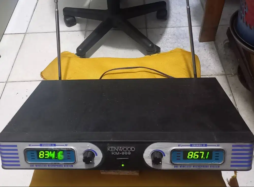 Receiver Kenwood O8I3IO7 55OOO dan RexonPro RWM-8866USA,baca Deskripsi