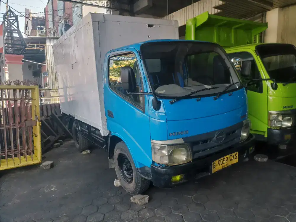 Hino Dutro 110SD BOX Tahun 2018 Euro 2