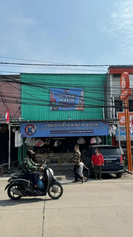 Dicari Karyawan Toko Plastik (Laki-Laki)