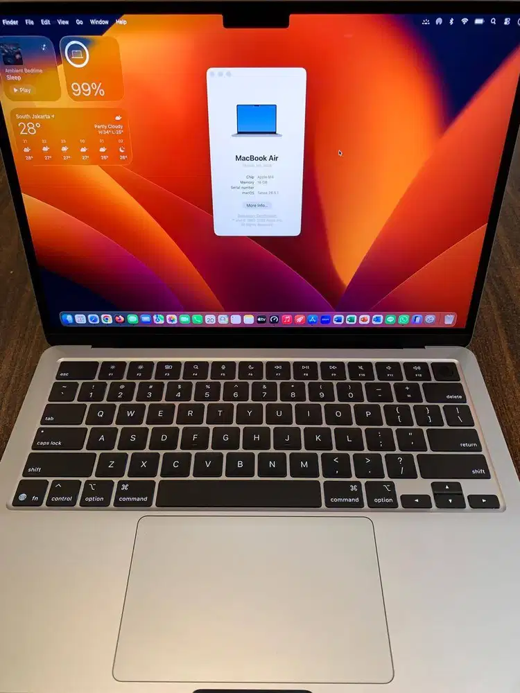 Macbook Air M4 16/256GB iBox Mulus Garansi ON Max Capacity 100%