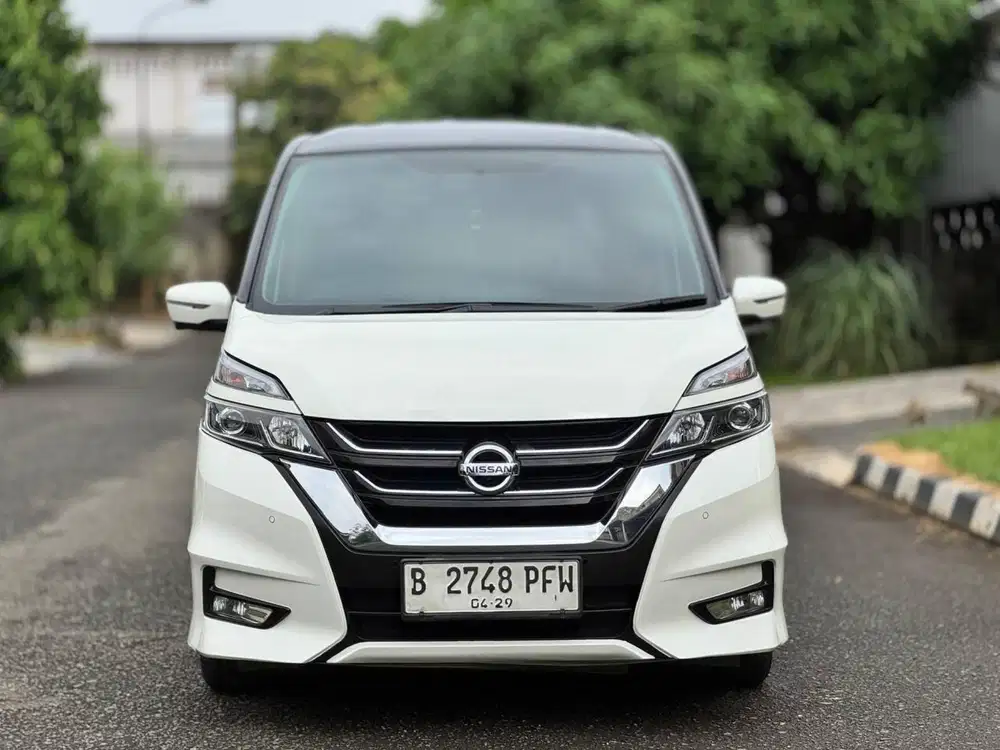 UNIT ISTIMEWA! NISSAN SERENA HWS 2.0 AT 2019 PUTIH