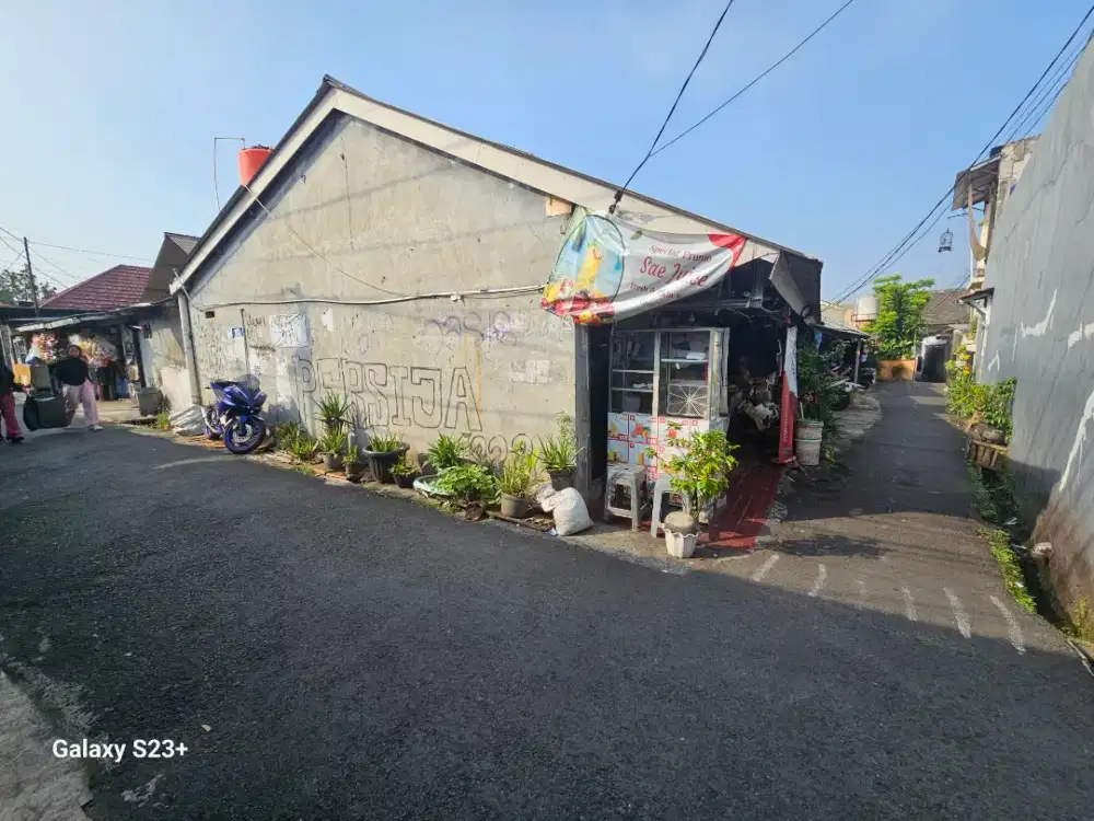 Rumah konrrakkan dekat jalan tol jaksel
