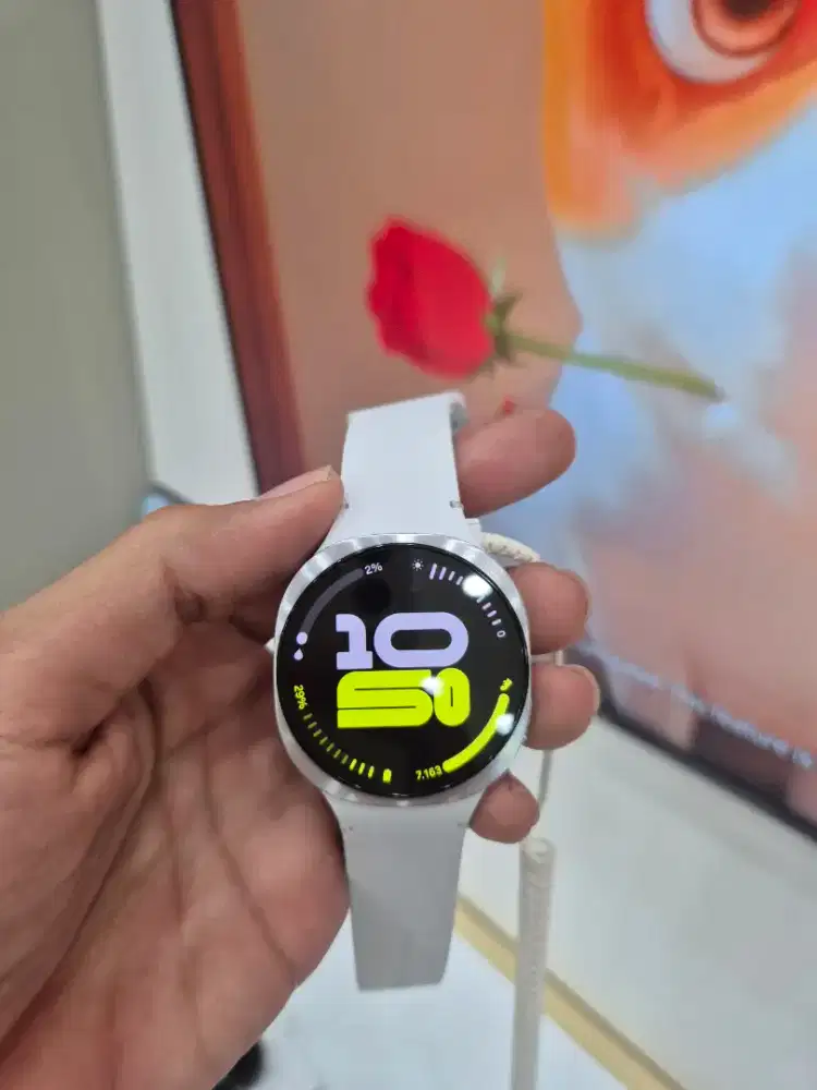 Promo New Samsung Watch 8 - Samsung Queen City