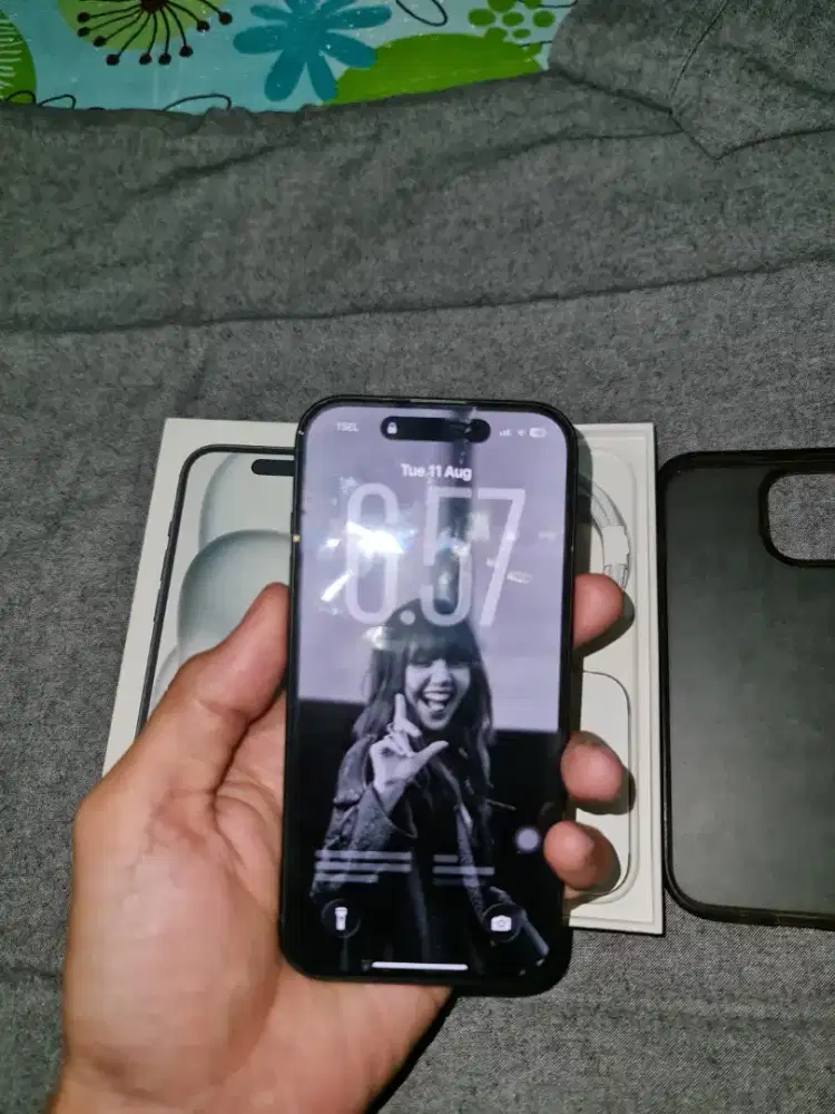 iPhone 15 basic 128 basic IBOX garansi ON