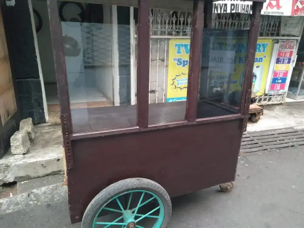 Gerobak PKL bekas roda lengkap layak pakai bandung kota