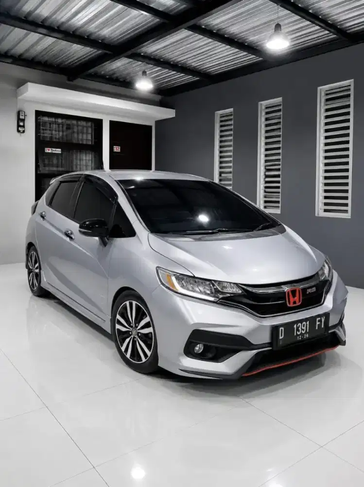 Jazz RS 2017 matic facelift AC digital sangat mulus