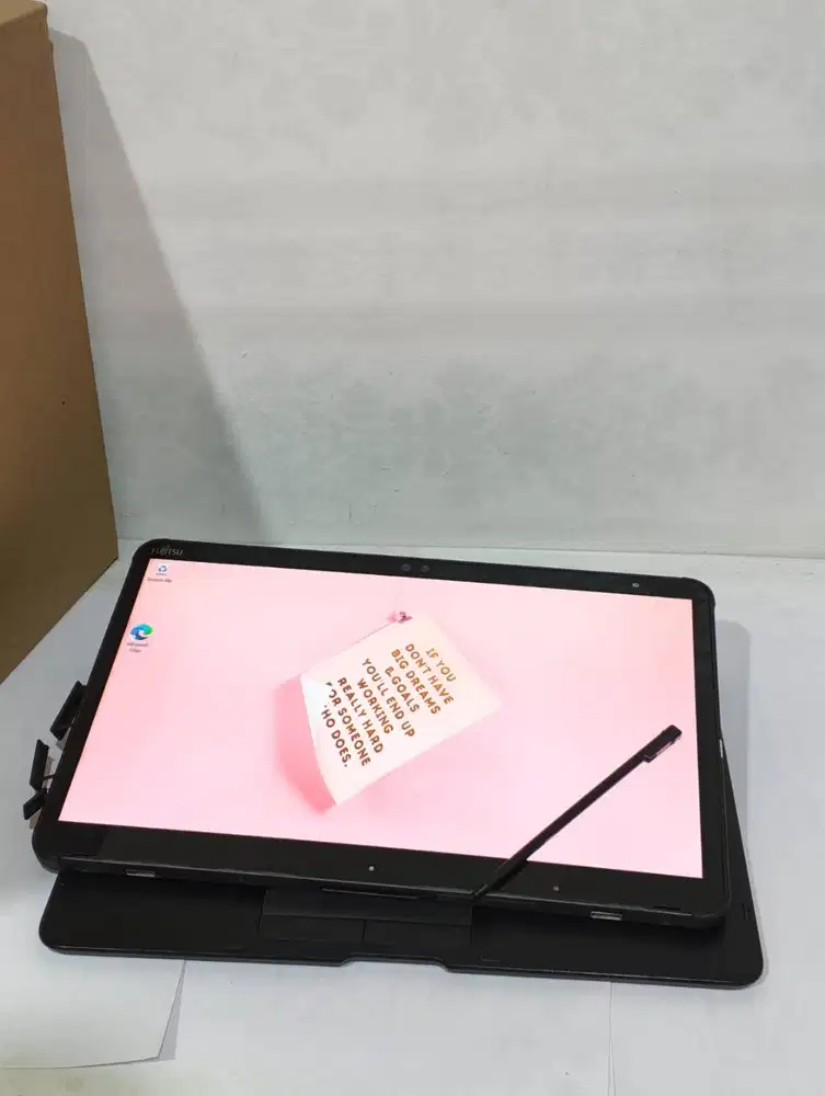 Laptop 2in1 Bisa Jadi Tablet!! Fujitsu Core i5 Gen 11 Ram 8Gb SSD