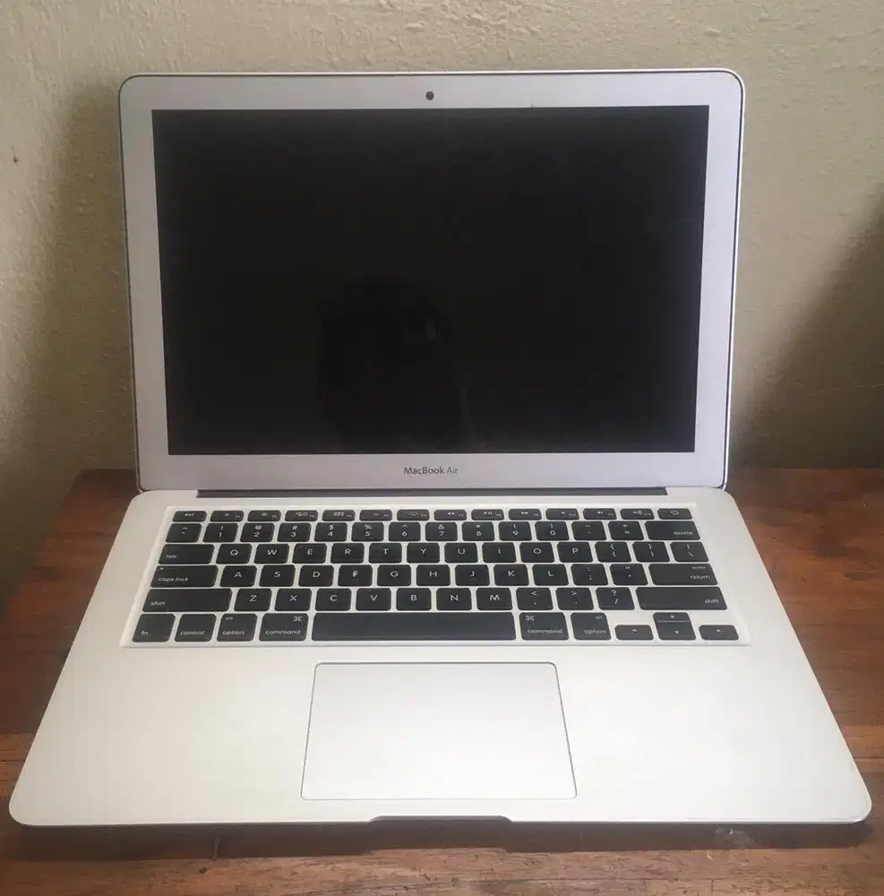 Macbook Air 13 inch 2014